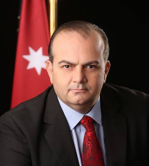 الطه يطالب الحكومة بتمديد إعفاءات الشقق والأراضي من رسوم التسجيل وضريبة بيع العقار