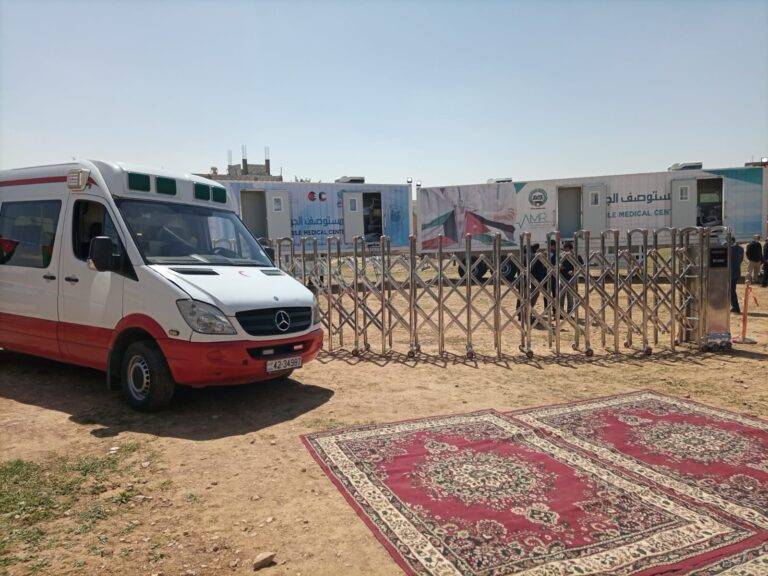 إطلاق “المستوصف الجوال” لخدمة 32 ألف مريض سنويا