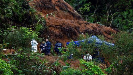 العثور على ثاني صندوق أسود للطائرة الصينية المنكوبة