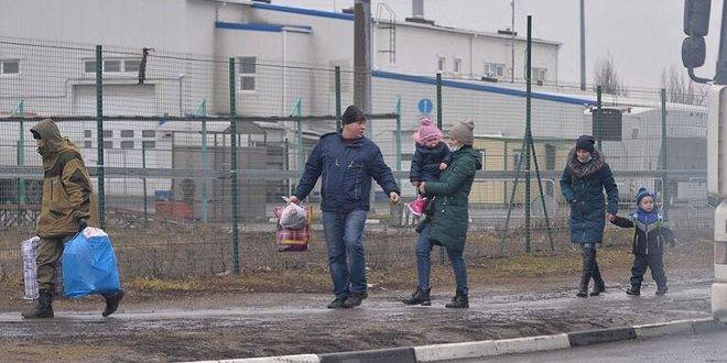 موسكو: نحو 490 ألف لاجئ من دونباس وصلوا الأراضي الروسية