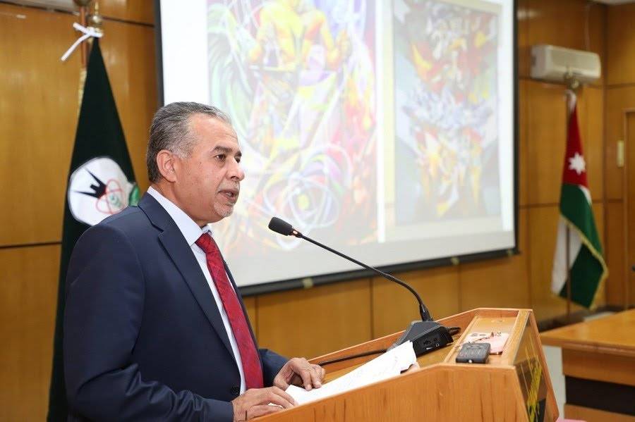 يوم علمي باليرموك بعنوان البحث طريق الابتكار