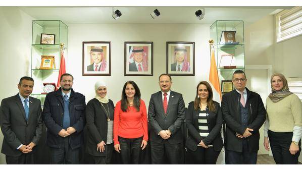 منح الجامعة الألمانية الأردنية عضوية جائزة الحسن للشباب