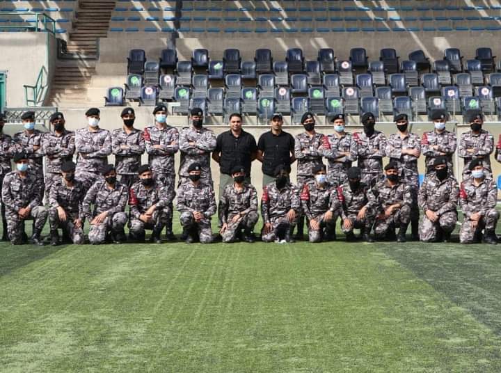 تخريج دورة (امن الملاعب الاستثنائية) في قيادة درك العقبة .