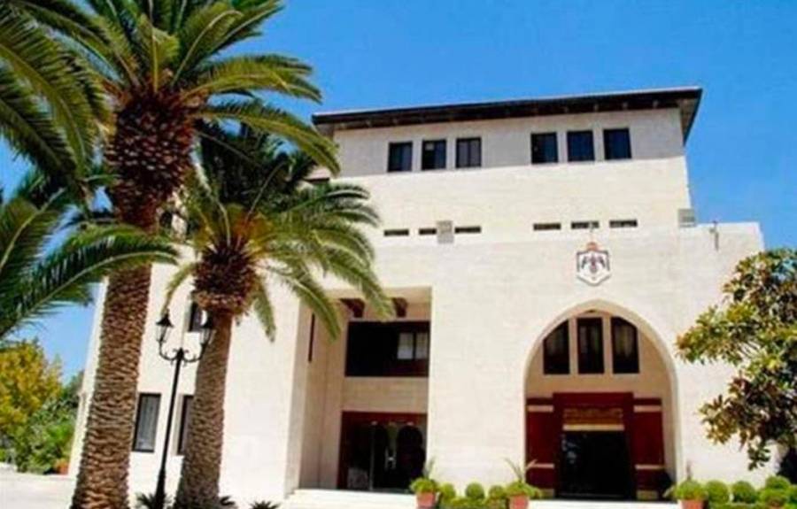 تشكيلات وإحالات وإنهاء خدمات موظفين في وزارات التربية والمالية والاقتصاد الرقمي والضريبة (أسماء)