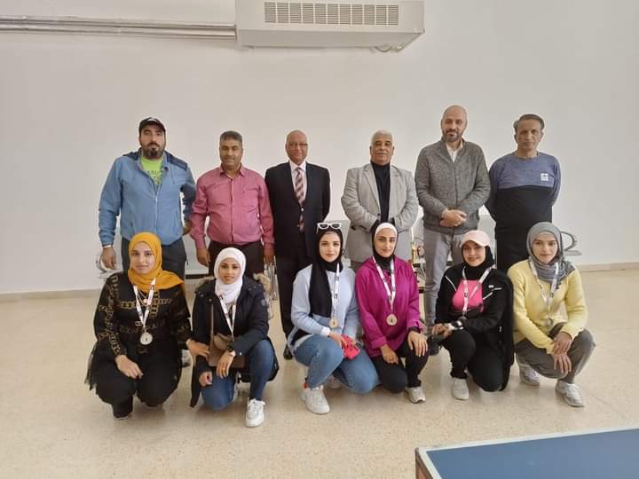 السرحان يرعى تتويج الطلبة الفائزين ببطولة الكرة الطائرة