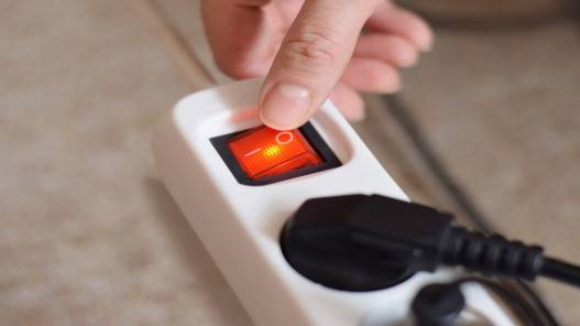 الكهرباء الأردنية: 148 مليون دينار ذمم مشتركي المنزلي