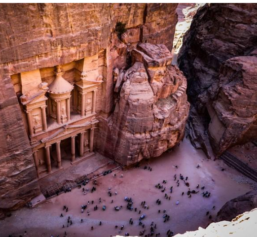 البترا تسجل أعلى عدد زوار منذ بداية جائحة كورونا