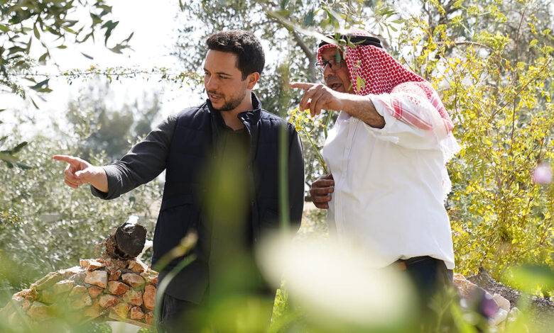 ولي العهد يزور الشريدة في منزله بإربد