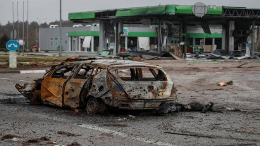 نحو 300 شخص دفنوا في مقابر جماعية في بوتشا قرب كييف