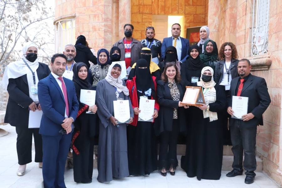 الأميرة دانا فراس تخرج المعلمين اليمنيين والأردنيين المشاركين بمشروع التراث لأجيال اليمن