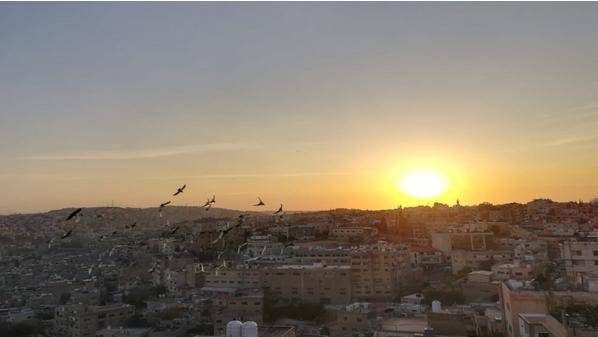 أجواء دافئة في المرتفعات الجبلية والسهول