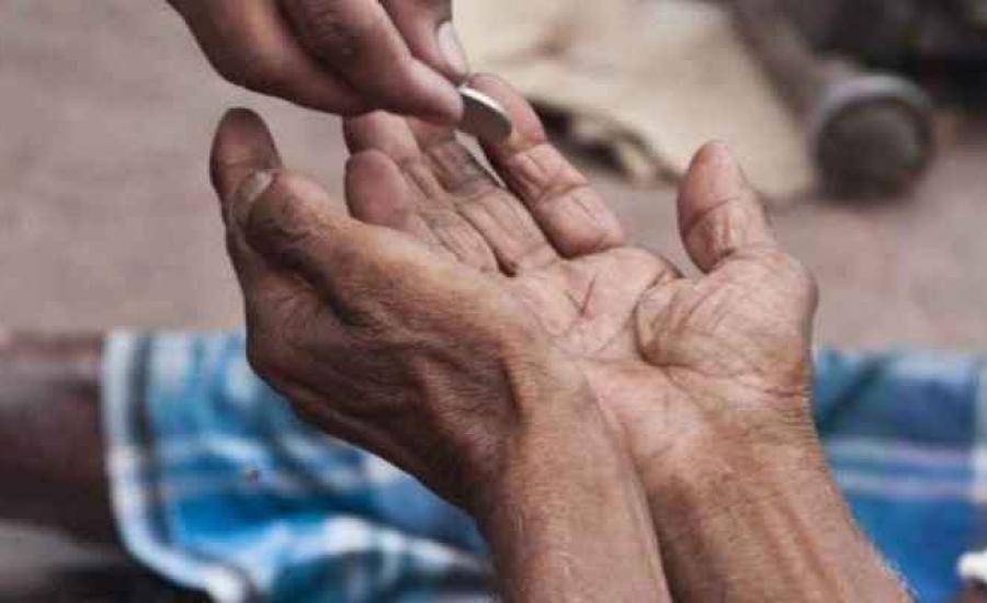 أمام وزارة التنمية..متسولون يشوّهون وجه المدينة الأثرية ويسيئون للسياح في جرش