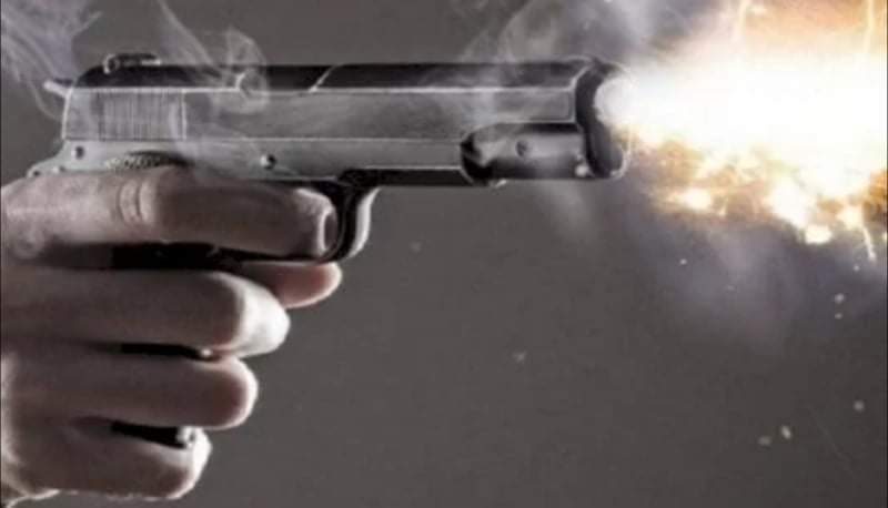 مشاجرة بين شقيقين بالسلاح  تنتهي بوفاة والدتهما.... تفاصيل