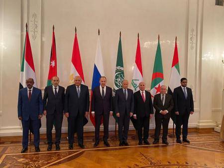 الصفدي ووزراء خارجية عرب يصلون بولندا للقاء وزير خارجية اوكرانيا