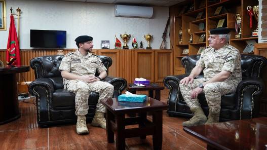 ولي العهد يعرب عن اعتزازه بالمستوى المتميز الذي وصلت إليه مرتبات المنطقة العسكرية الشمالية