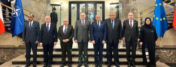 الوفد العربي في وارسو قلق من امتداد الأزمة الروسية الاوكرانية