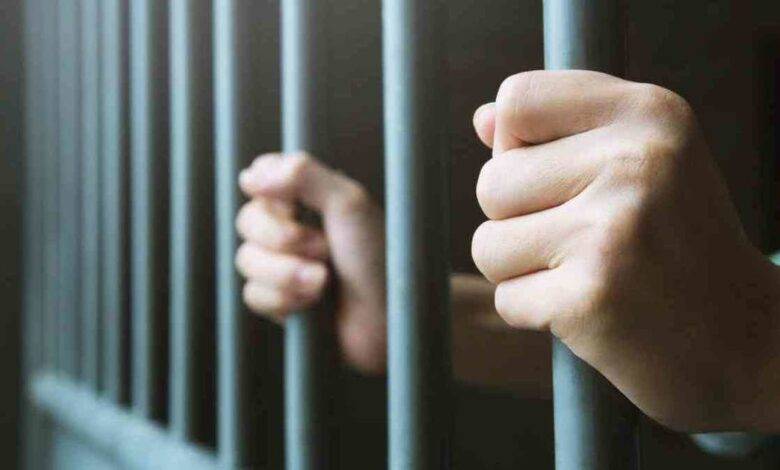 جمع عقوبة شخص كرر ارتكاب الجنايات