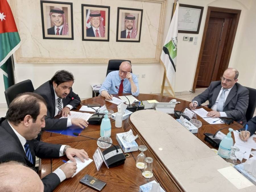 لجنة لحل المشاكل العالقة بين الأشغال والمقاولين