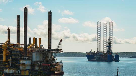 كندا توافق على مشروع نفطي مثير للجدل