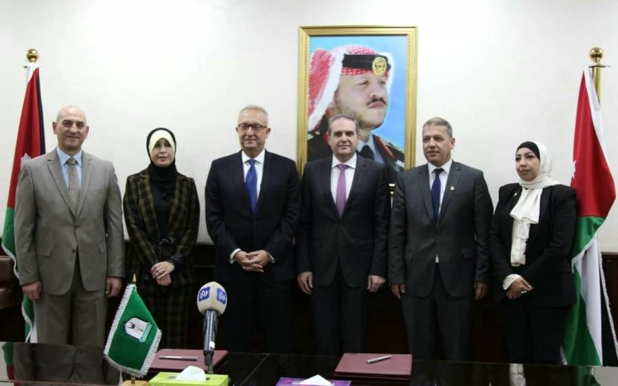 توقيع اتفاقية تعاون بين وزارة الصحة وجامعة اليرموك في مجالات التعليم والتدريب والتطوير
