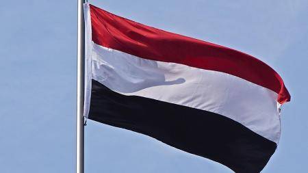 الجامعة العربية ترحب بقرار الرئيس اليمني تشكيل مجلس قيادة رئاسي