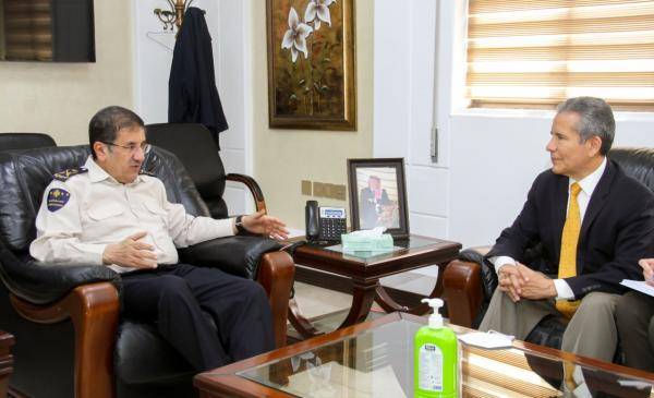 مدير عام الجمارك يبحث مع السفير المكسيكي سبل التعاون المشترك