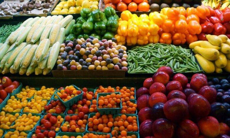 تحرير 5 مخالفات لعدم الإلتزام بالسقوف السعرية في الأغوار الشمالية