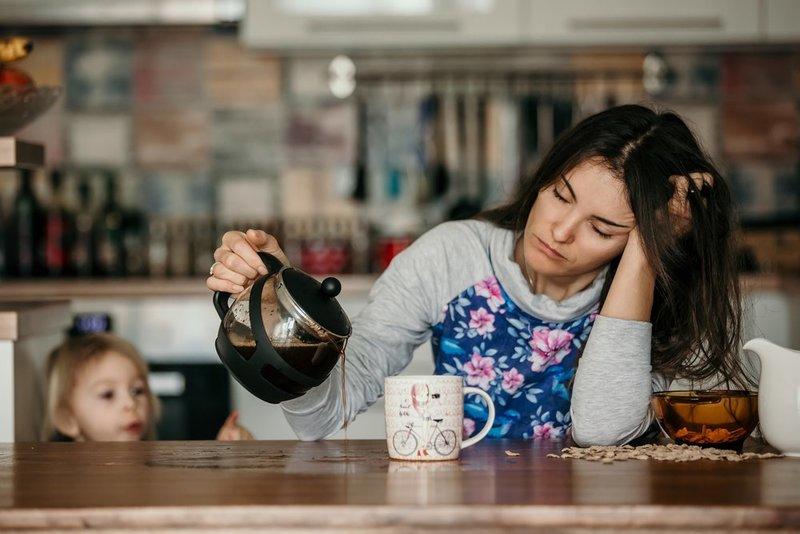 لهذه الأسباب تزيد دهون البطن عند الأمهات في رمضان