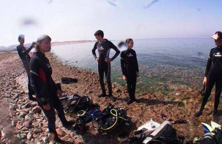 دورة تدريبية بالغوص باستخدام الدورة المغلقة في العقبة