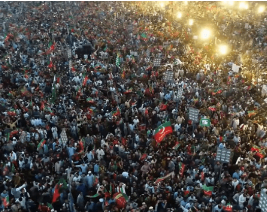 باكستان: تظاهرات حاشدة مؤيدة لرئيس الوزراء المقال