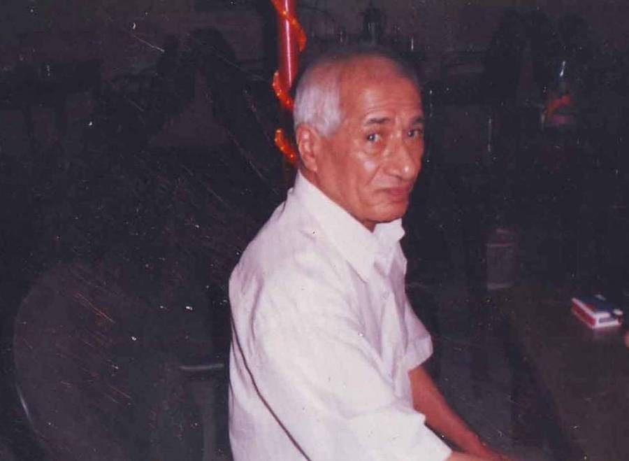 وفاة الشاعر العراقي حسب الشيخ جعفر عن 80 عاماً