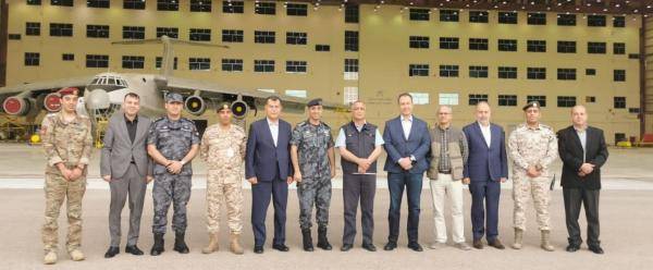 الحنيطي يزور شركة بوابة العقبة للطيران احدى شركات البداد للاستثمار