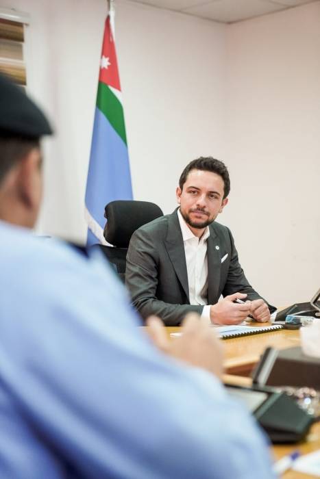 ولي العهد يزور إدارة البحث الجنائي