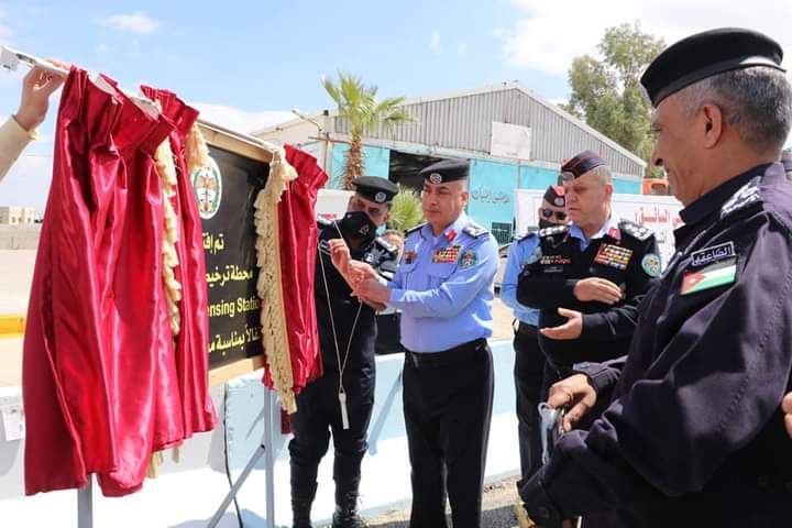 الامن العام يقدم خدمة الترخيص من مركبتك في محافظة اربد ....