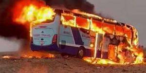 عاجل.. مصرع 10 بينهم 5 سائحين في حادث تصادم أتوبيس وسيارة نقل بأسوان