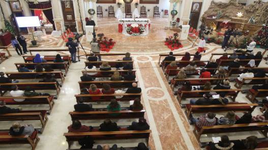 عطلة للمسيحيين بمناسبة أحد الشعانين وعيد الفصح المجيد