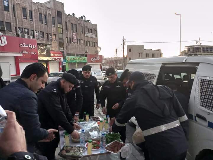 العميد تامر المعايطة ينقل تحيات مدير الامن العام للعاملين بالميدان