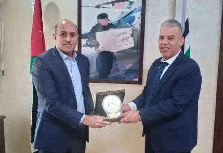 الهيئة الخيرية الهاشمية وجامعة إربد الأهلية تبحثان التعاون المشترك
