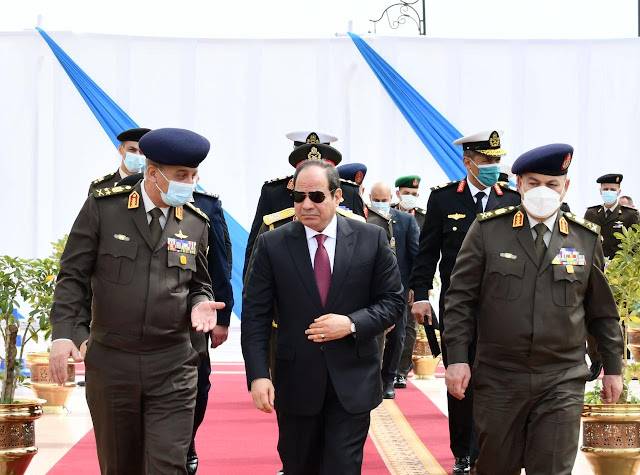 السيسي: الشعب المصري يقدر تضحيات القوات المسلحة دفاعا عن أمن مصر و سلامتها...صور