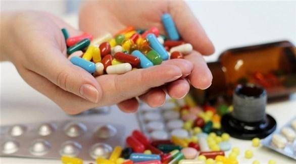 الغذاء والدواء تتعهد بكشف أسماء مهربي أدوية
