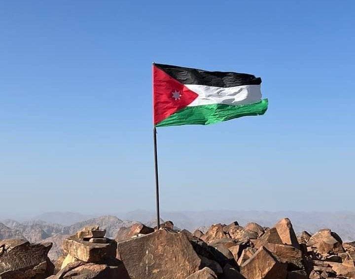 وزيرة الثقافة: راية الوطن ستظل عنوانا للصمود والكبرياء