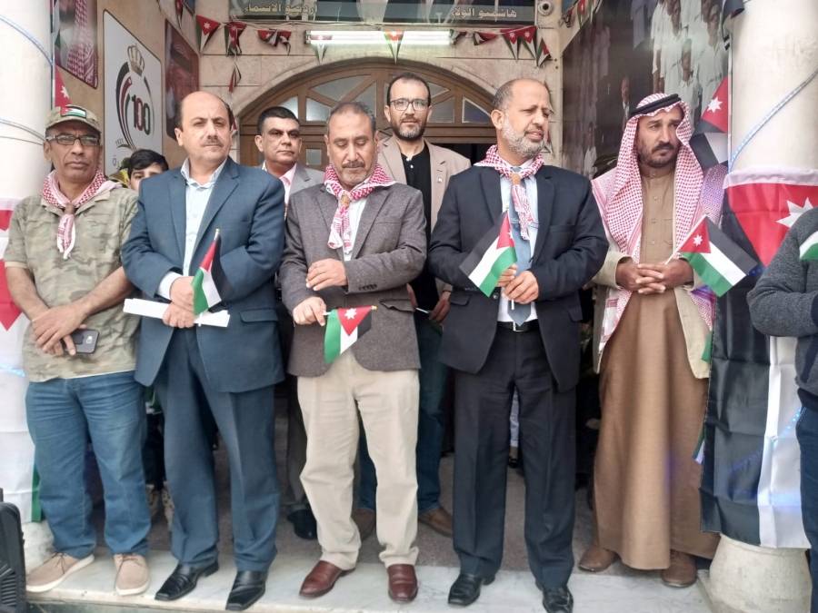 مديرية التربية والتعليم للواء البادية الشمالية الغربية تحتفل بيوم العلم الأردني