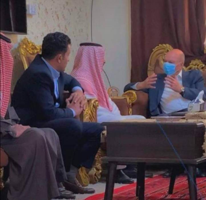 فيصل الفايز يعزي بالشيخ سليمان الشتيوي الكعابنه..صور