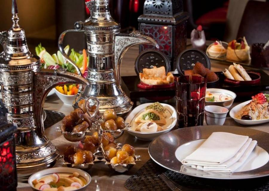 حكم من أفطر متعمداً فى نهار رمضان بلا عذر