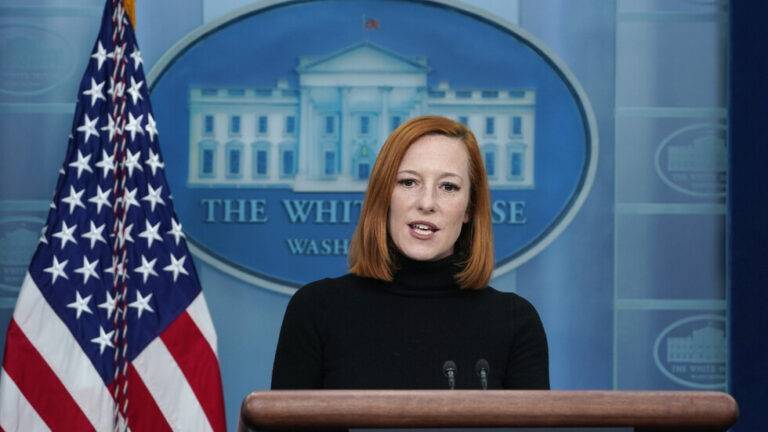 بايدن يرفض الدعوات لإرسال القوات الأمريكية إلى أوكرانيا