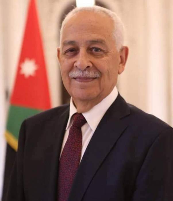 العيسوي ينقل تعازي نائب الملك إلى عشيرة الجمال