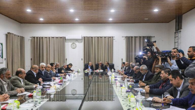 الفصائل الفلسطينية تقرر رفع حالة الاستنفار بعد اجتماع طارئ