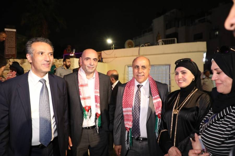 وزير السياحة والاثار يشارك في حملة إفطار خيري اقامته مبادرة بصمة شباب الخير