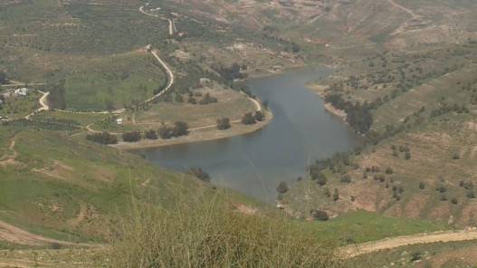 توقيع اتفاقية لحماية سد الملك طلال والحد من تراكم الرسوبيات