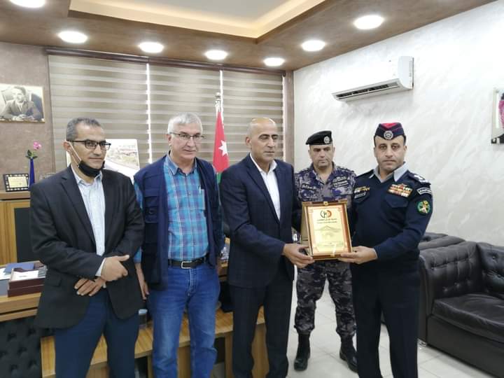 اختتام دورات تدريبية للدفاع المدني في بلدية جرش الكبرى...